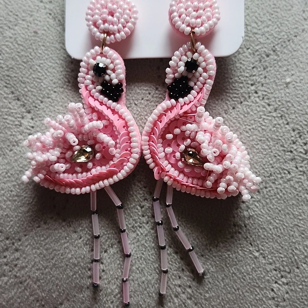 Flamingo New Pink Beaded Earrings - Picture 2 of 3
